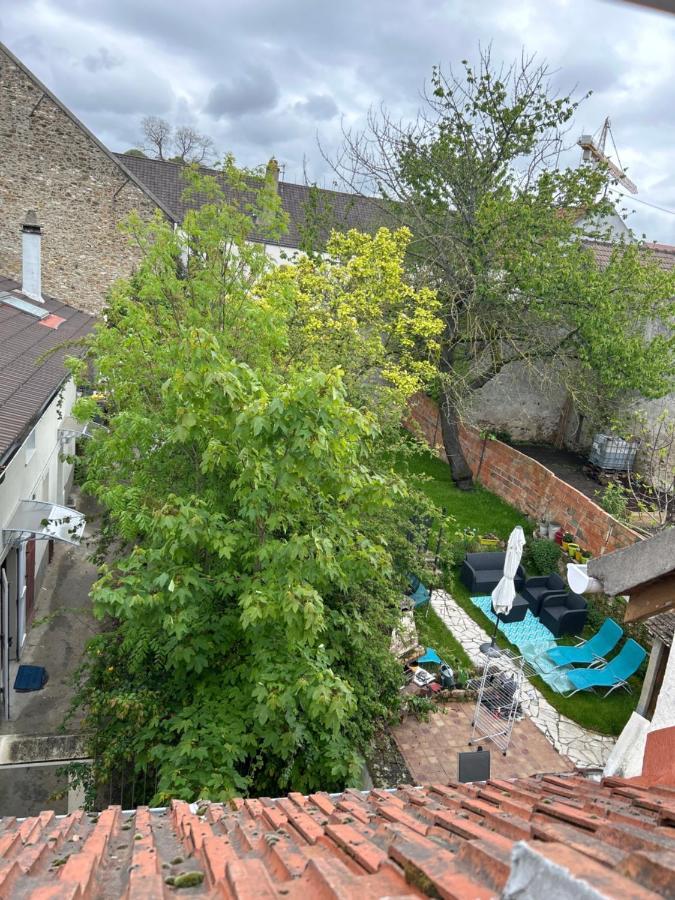 מאסי F3 Au Grenier D'Une Maison מראה חיצוני תמונה